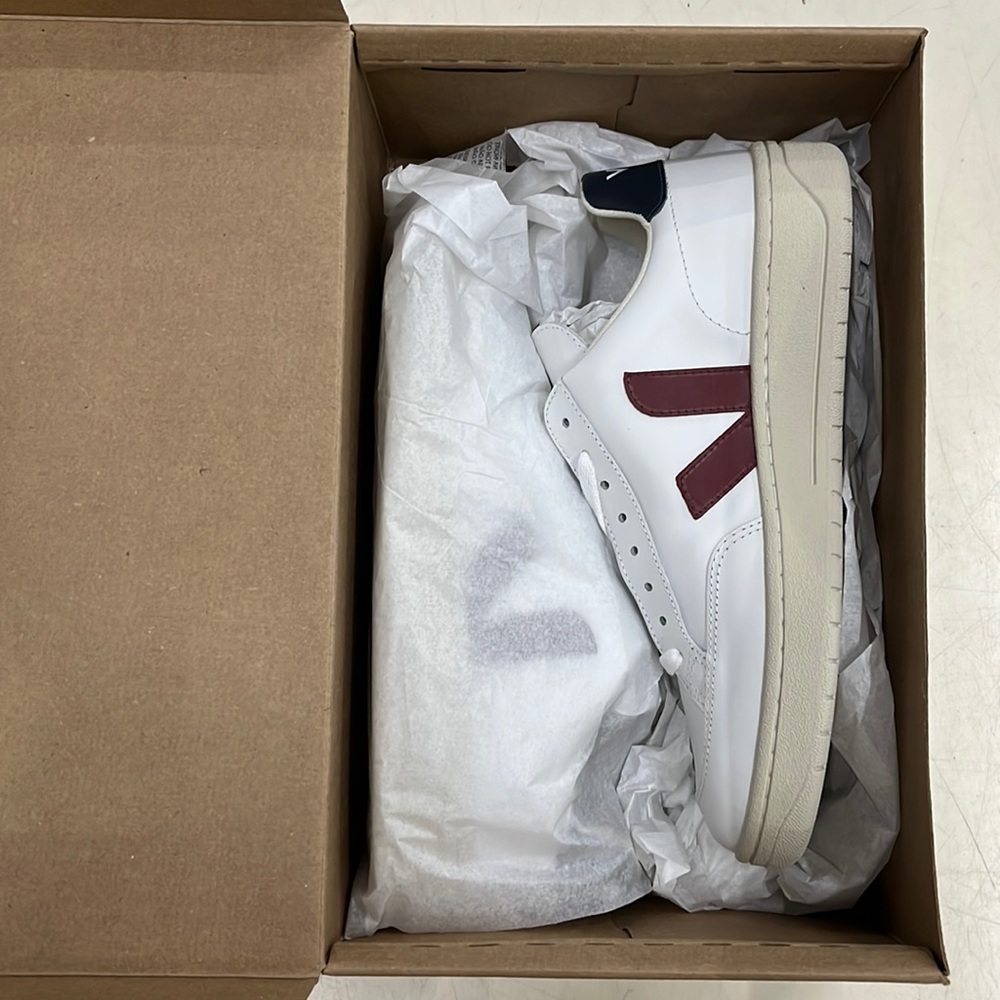 Vejas Men’s sz 8